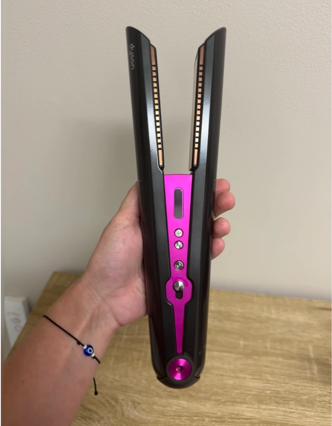 Barely Used- Cordless Dyson Corrale Hair Straightener