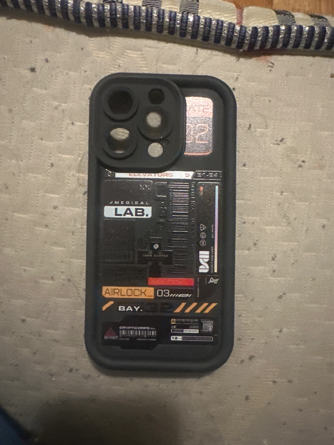 iPhone 14 Pro Protective Case - photo 2
