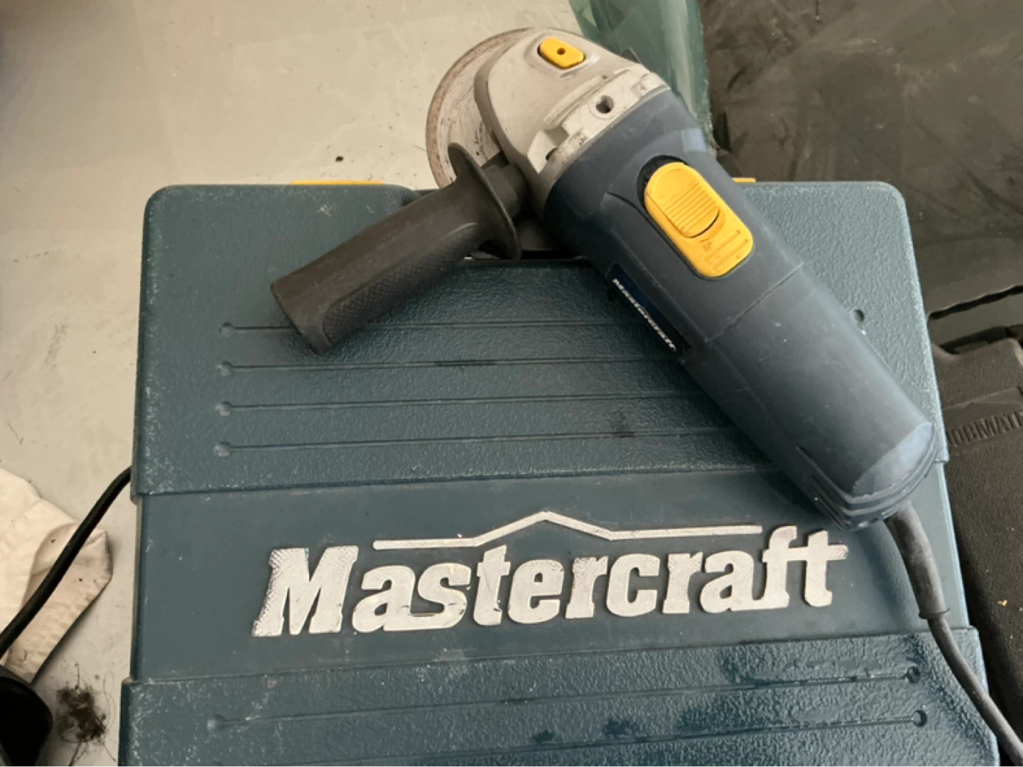 Mastercraft Angle Grinder Cutter Buffer Kit – Powerful Multi‑Use