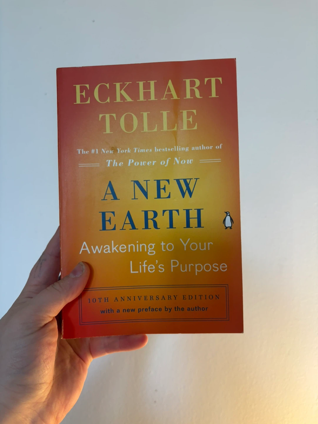 A New Earth by Eckhart Tolle (10th Anniversary Edition)