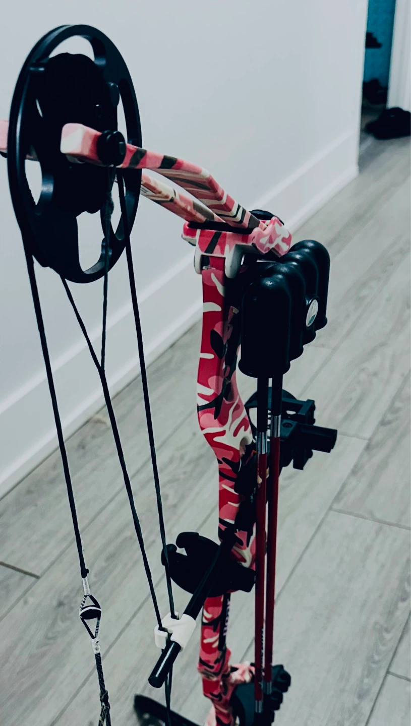 BEAR APPRENTICE 2 COMPOUND BOW FOR YOUTH