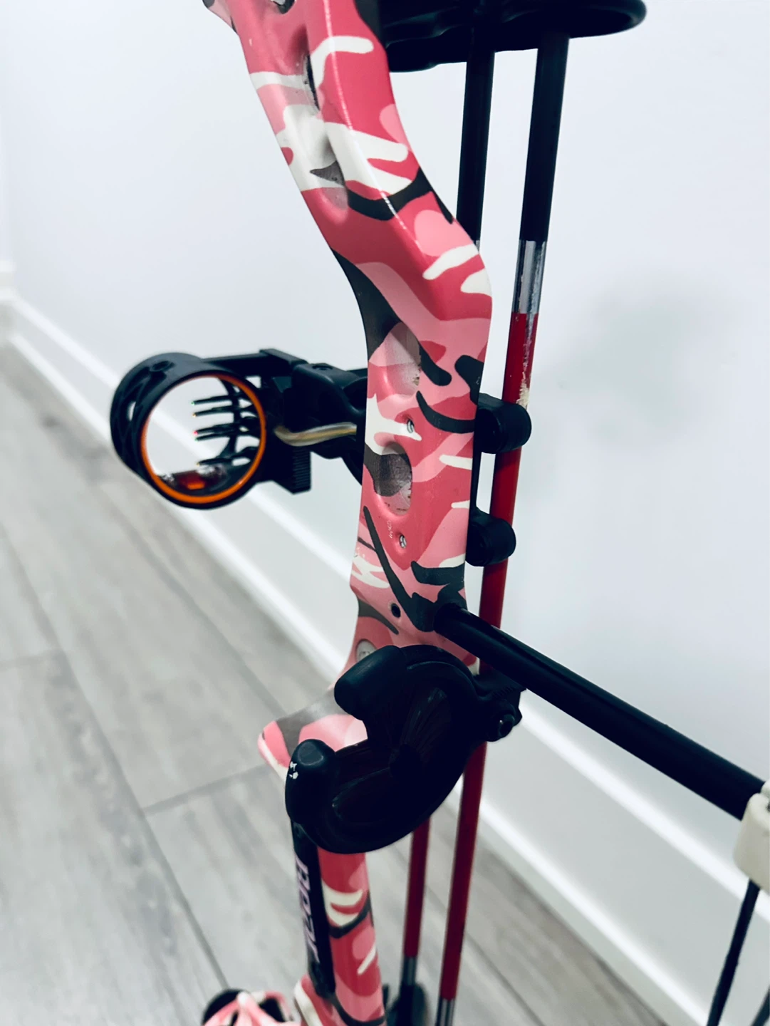 BEAR APPRENTICE 2 COMPOUND BOW FOR YOUTH - photo 3