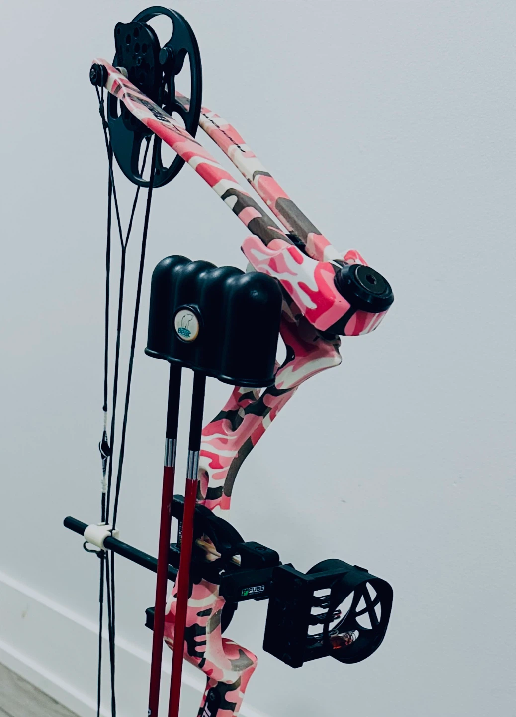 BEAR APPRENTICE 2 COMPOUND BOW FOR YOUTH - photo 2