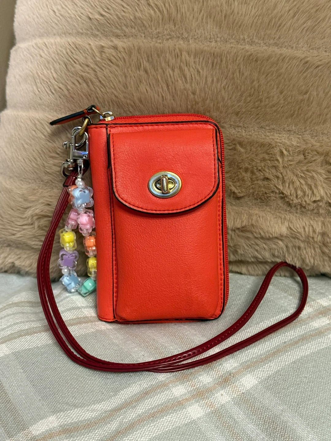 Coach Leather Turnlock Zip Wallet