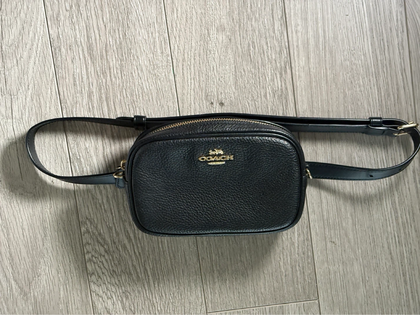Genuine Coach Black Leather Belt Bag - photo 3