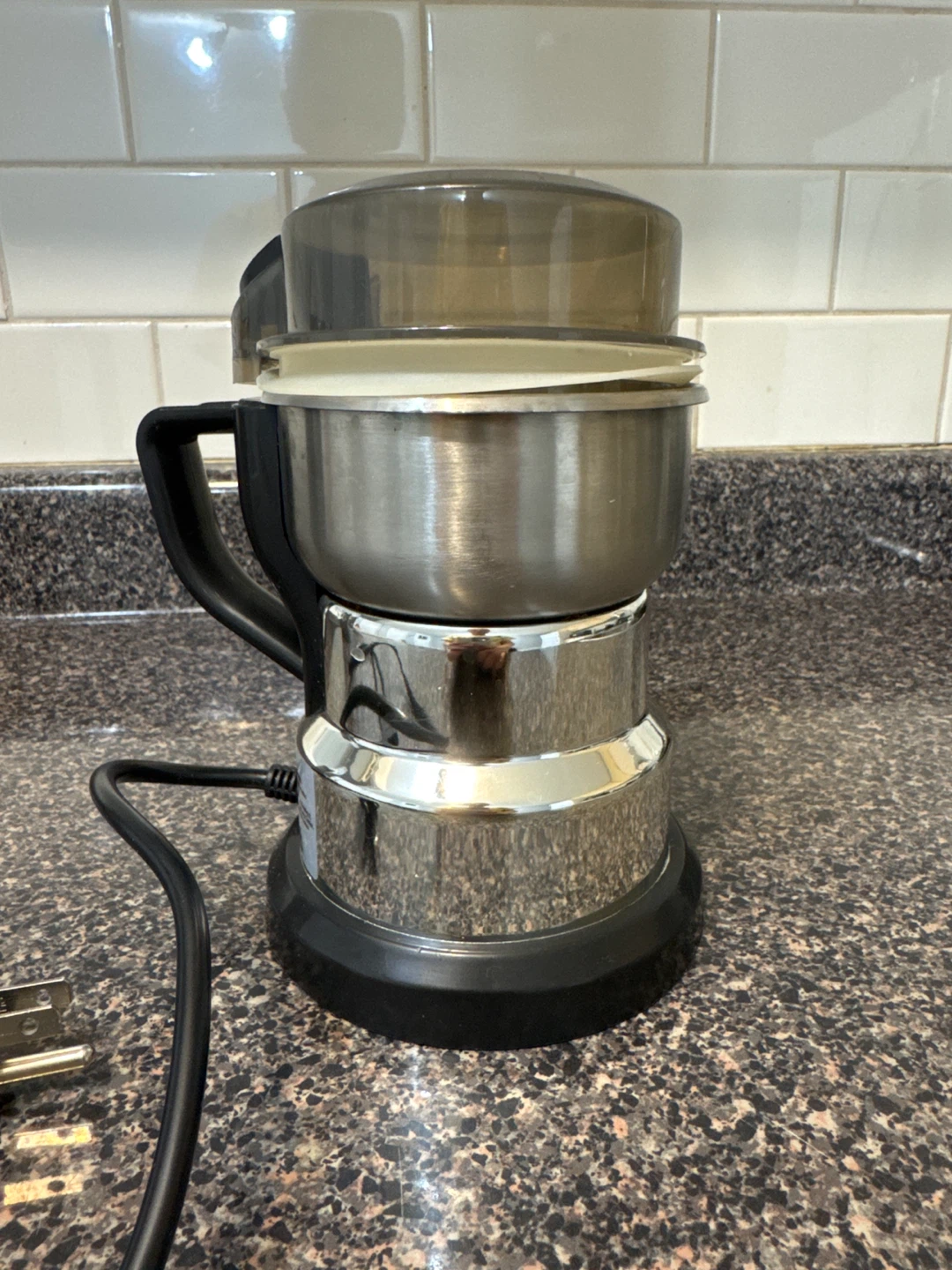 Teckwe Mini Electric Coffee Bean Grinder