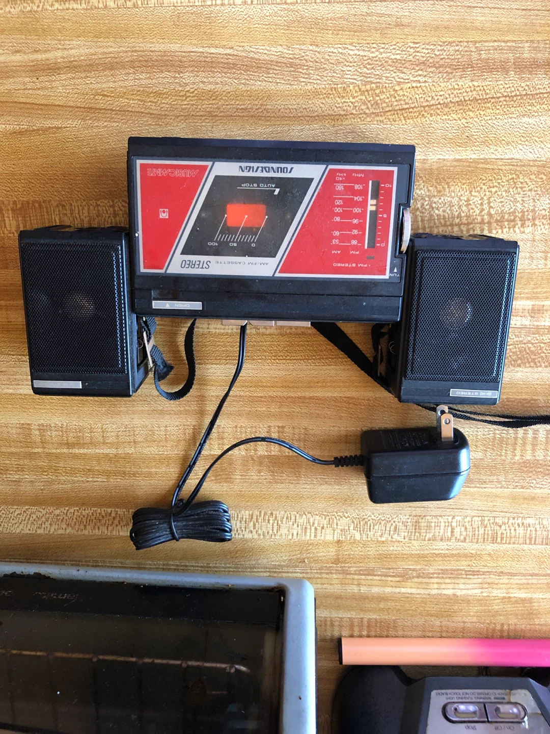 SOUND DESIGN AM/FM Cassette Stereo Boombox - photo 2