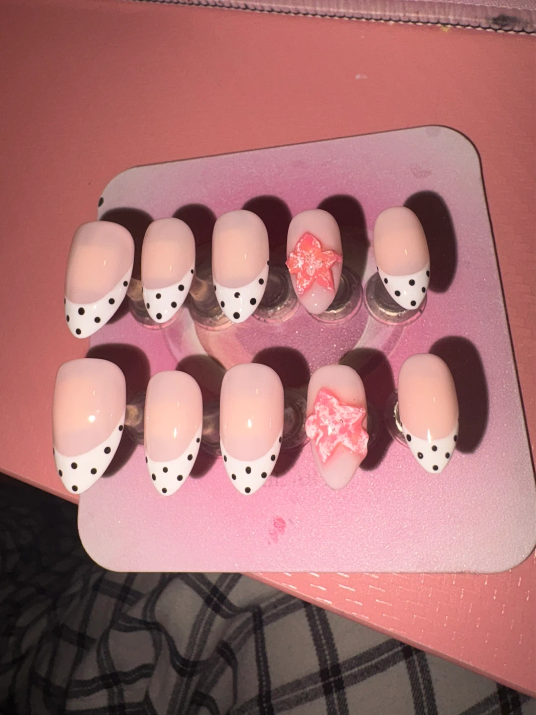 Custom press on nails