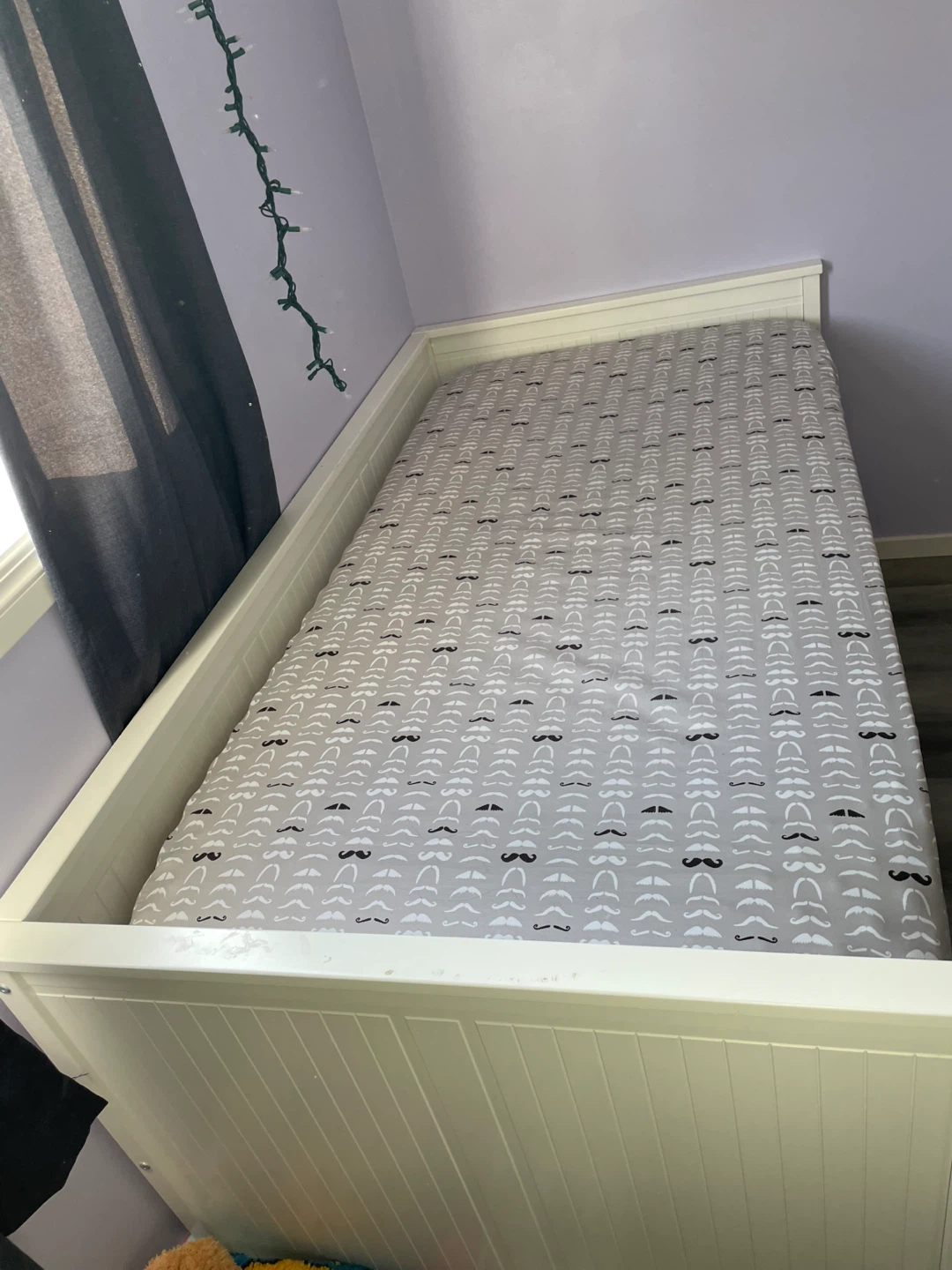IKEA HEMNES White Twin Daybed Frame with 3 Drawers - photo 2
