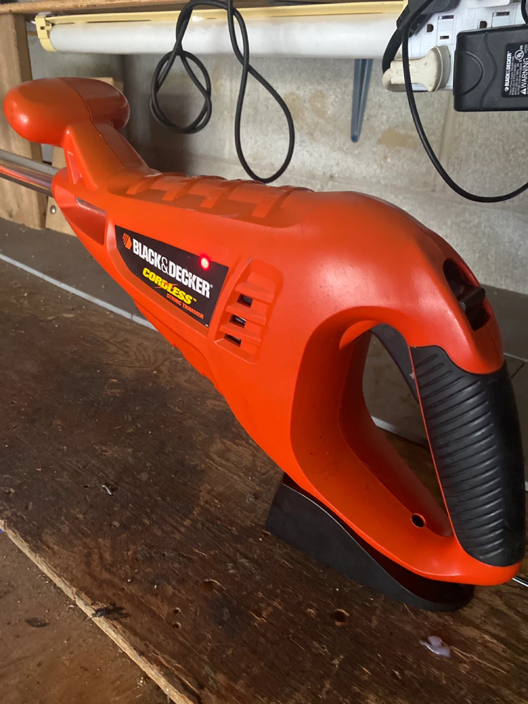 BLACK+DECKER Cordless Grass Trimmer - photo 4
