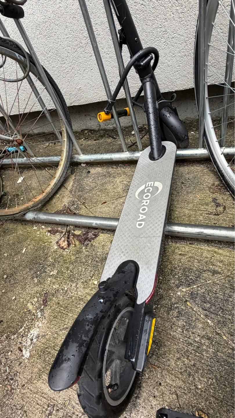 ECO ROAD Electric Scooter