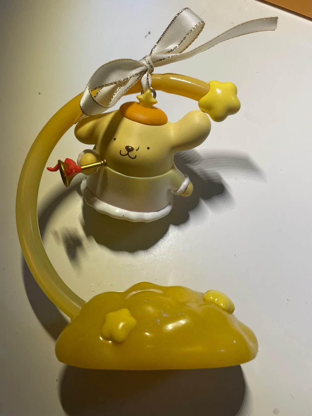 Pompompurin figurine