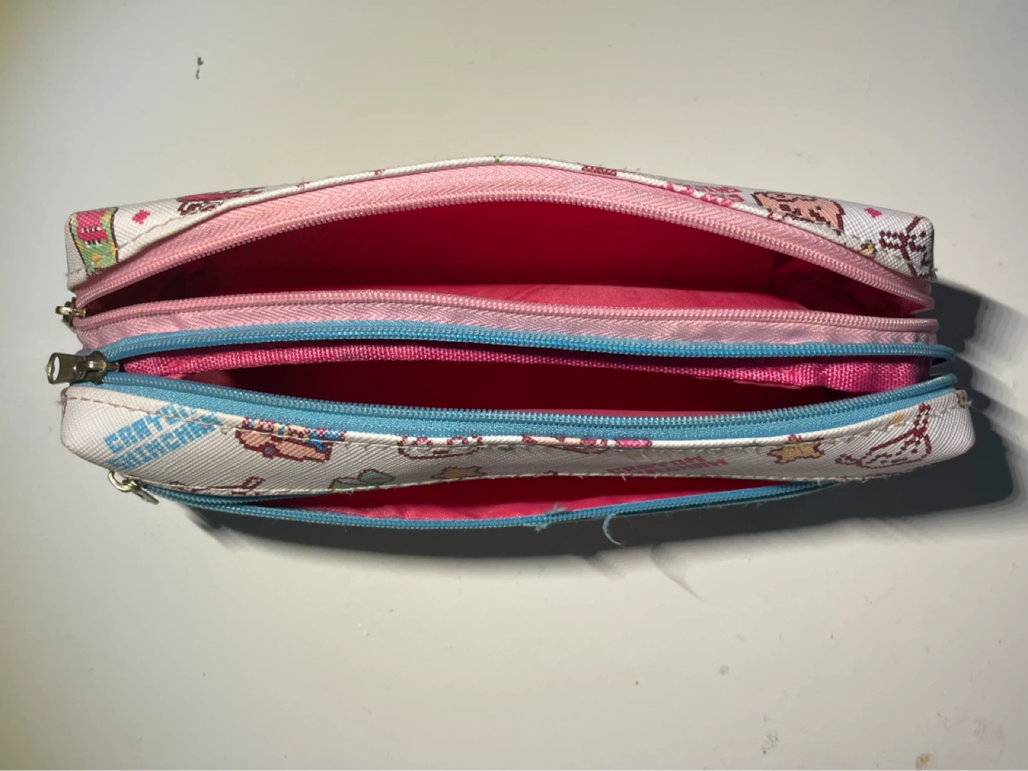 Crayon shinchan pencil case - photo 4