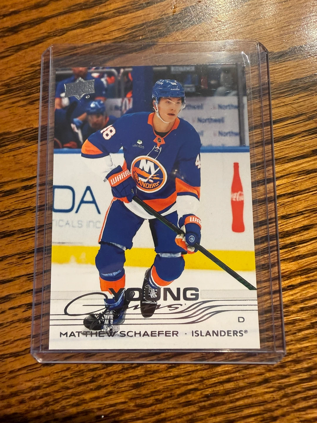 Matthew Schaefer 2025-2026 series two  Upper Deck Hockey Card