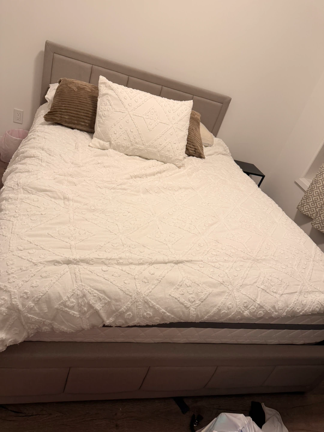 Upholstered Storage Bed Frame - Queen Size