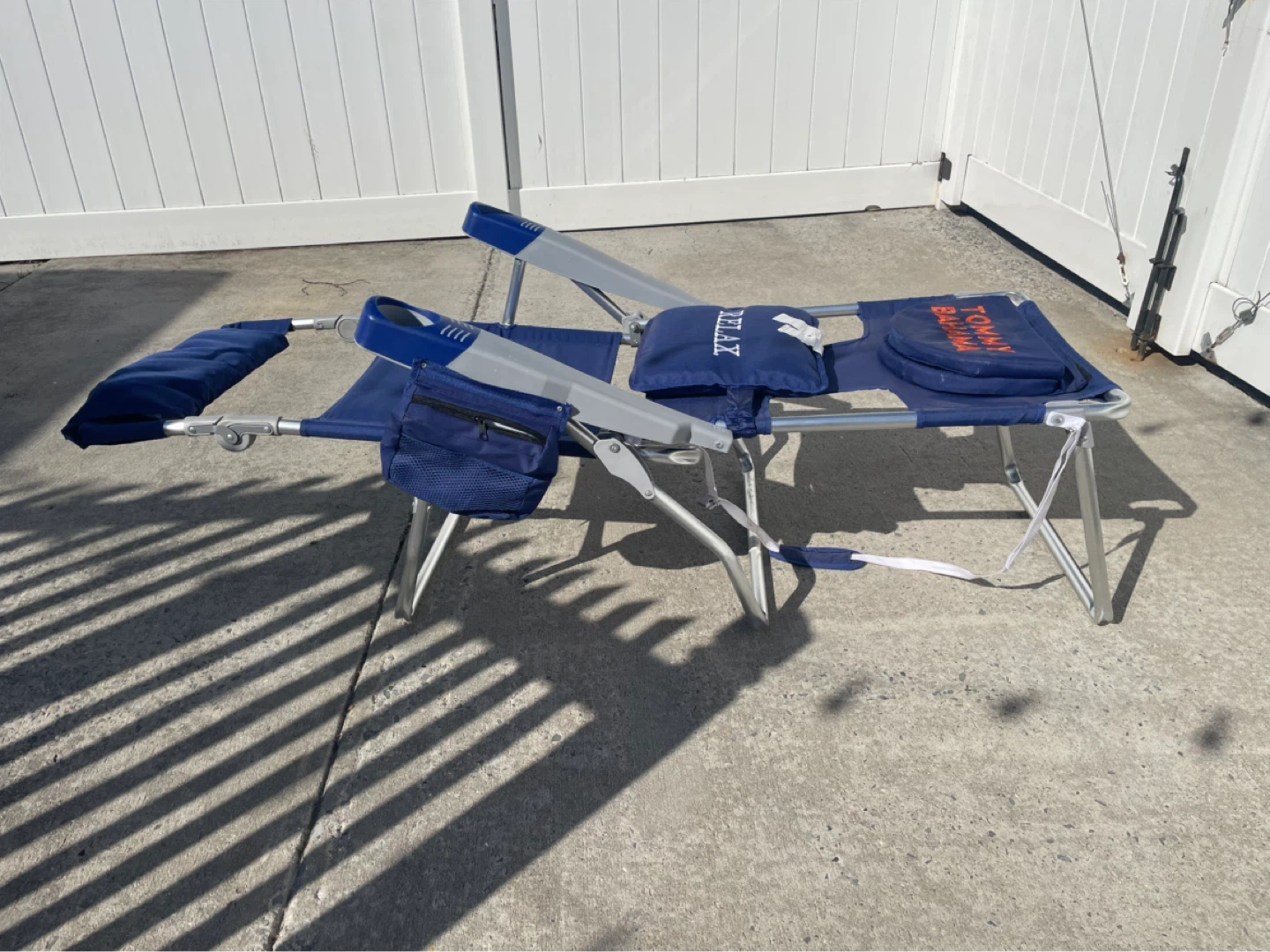 Tommy Bahama Beach Chair BEST OFFER. - photo 3