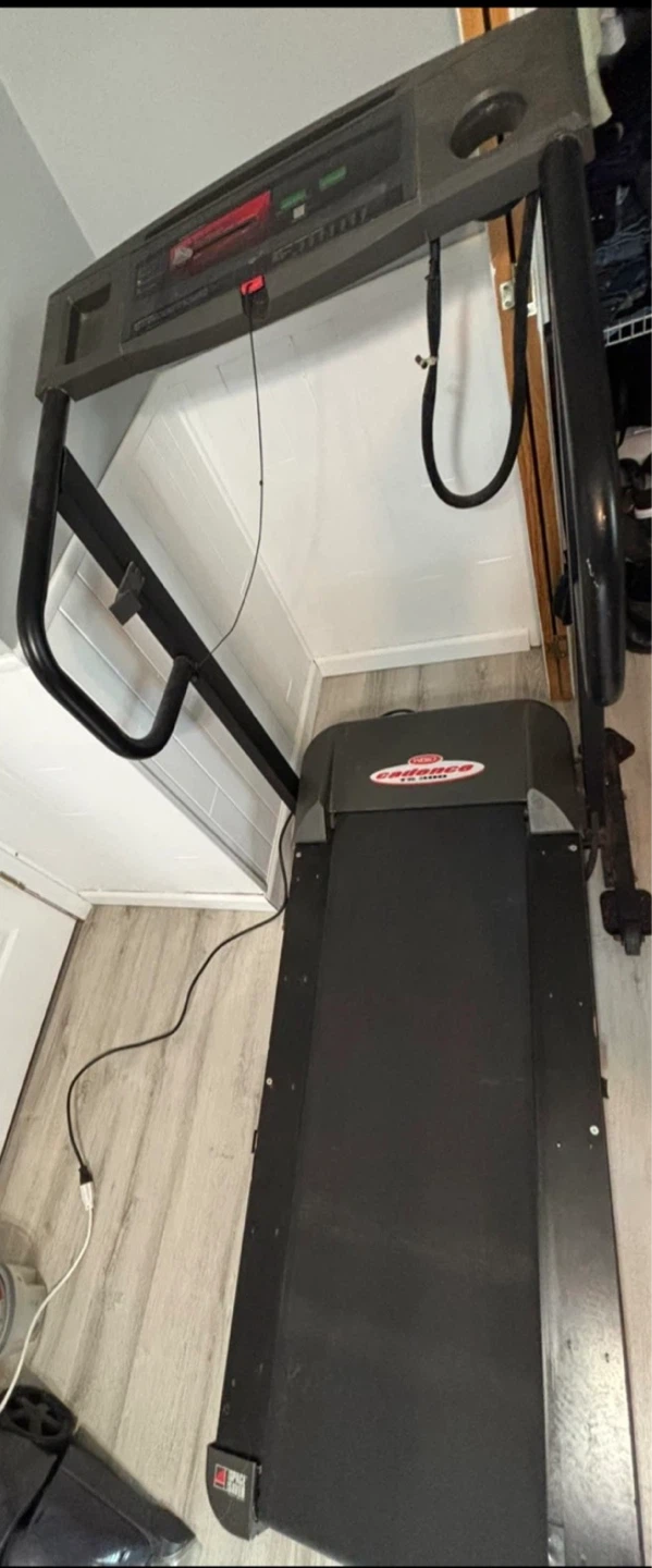 Weslo Cadence TS 300 Treadmill