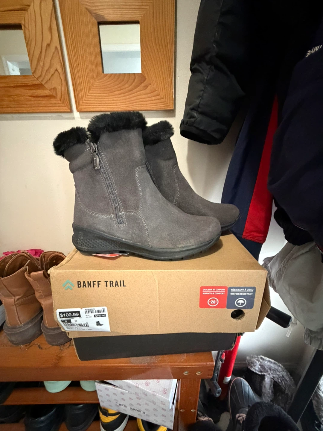 Banff Trail Women's KEDALEDITH Winter Boots Size 8 Grey