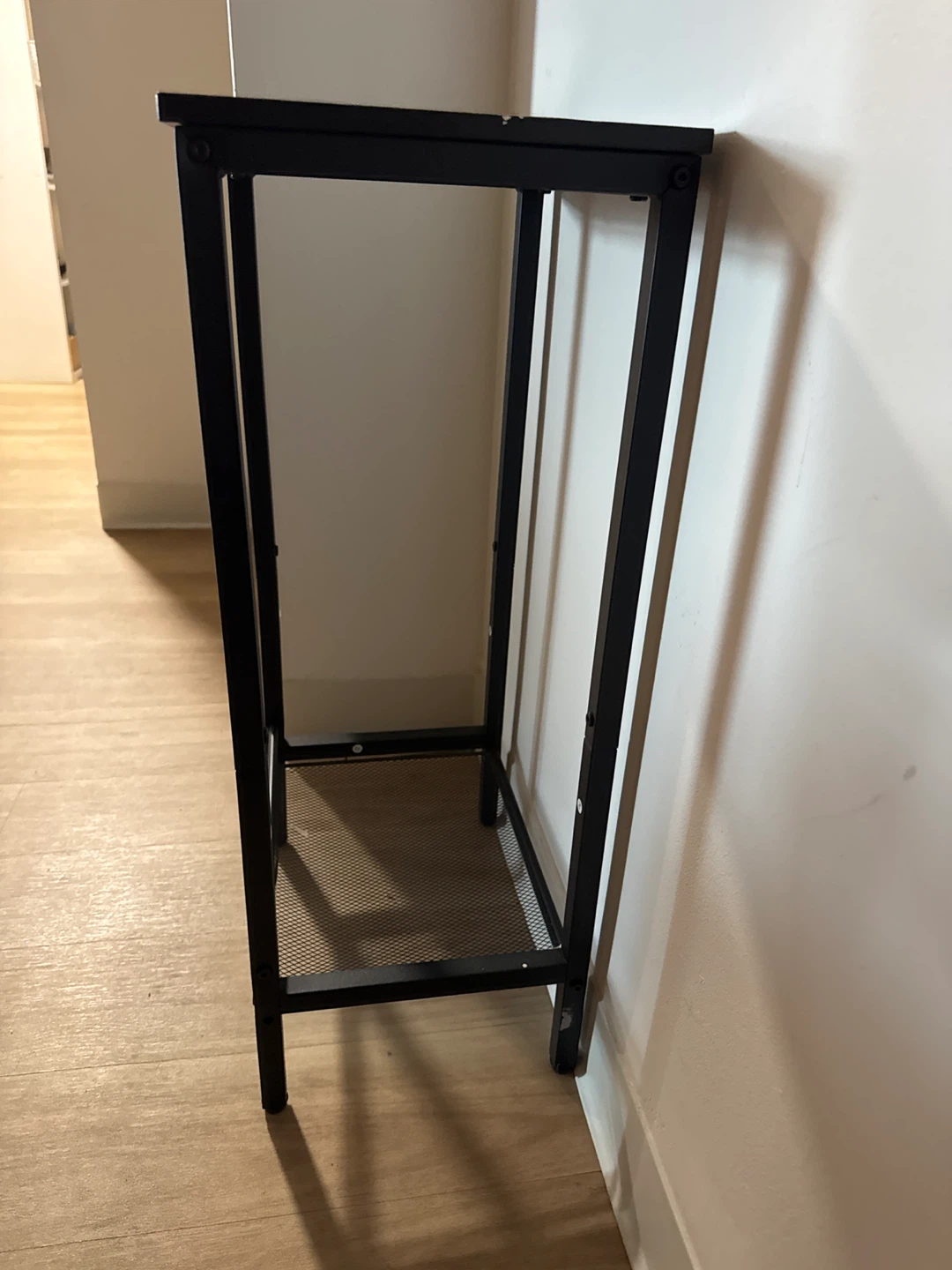 Black Metal and Wood Side Table with Shelf 🌳 - photo 3