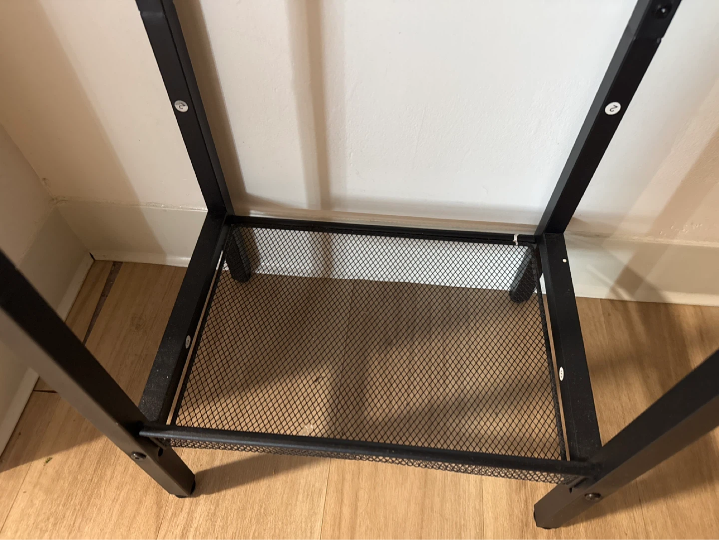 Black Metal and Wood Side Table with Shelf 🌳 - photo 4