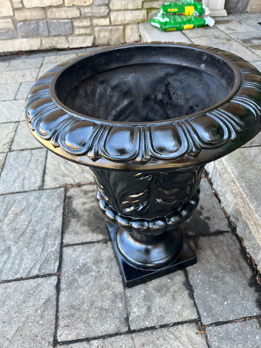 Large black heavy fibreglass 24” tall - photo 5