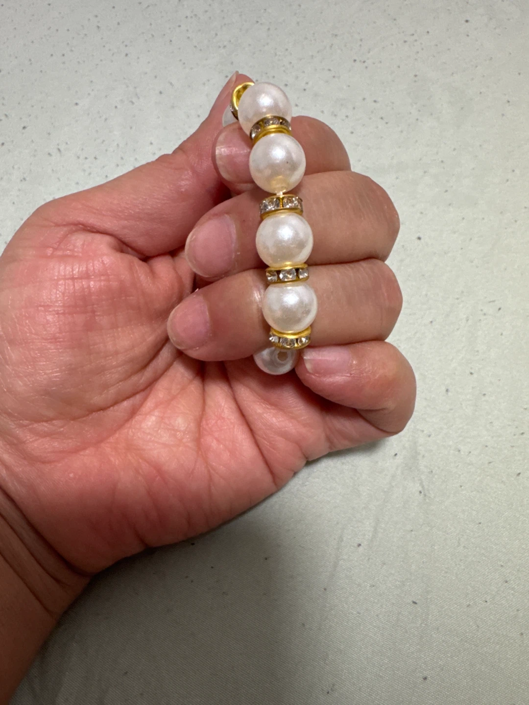 White Faux Pearl and Rhinestone Bracelet 🌳 - photo 2