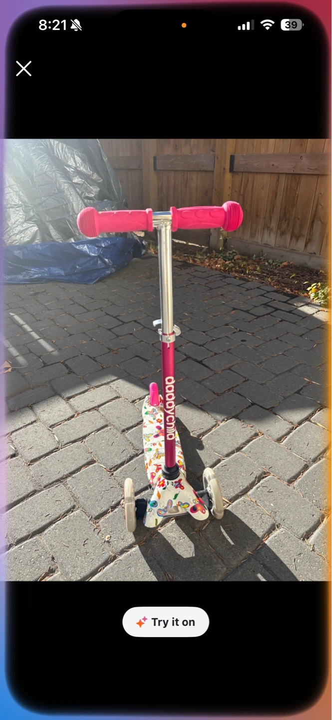 HoodyChild 3-Wheel Scooter with Pink Handles