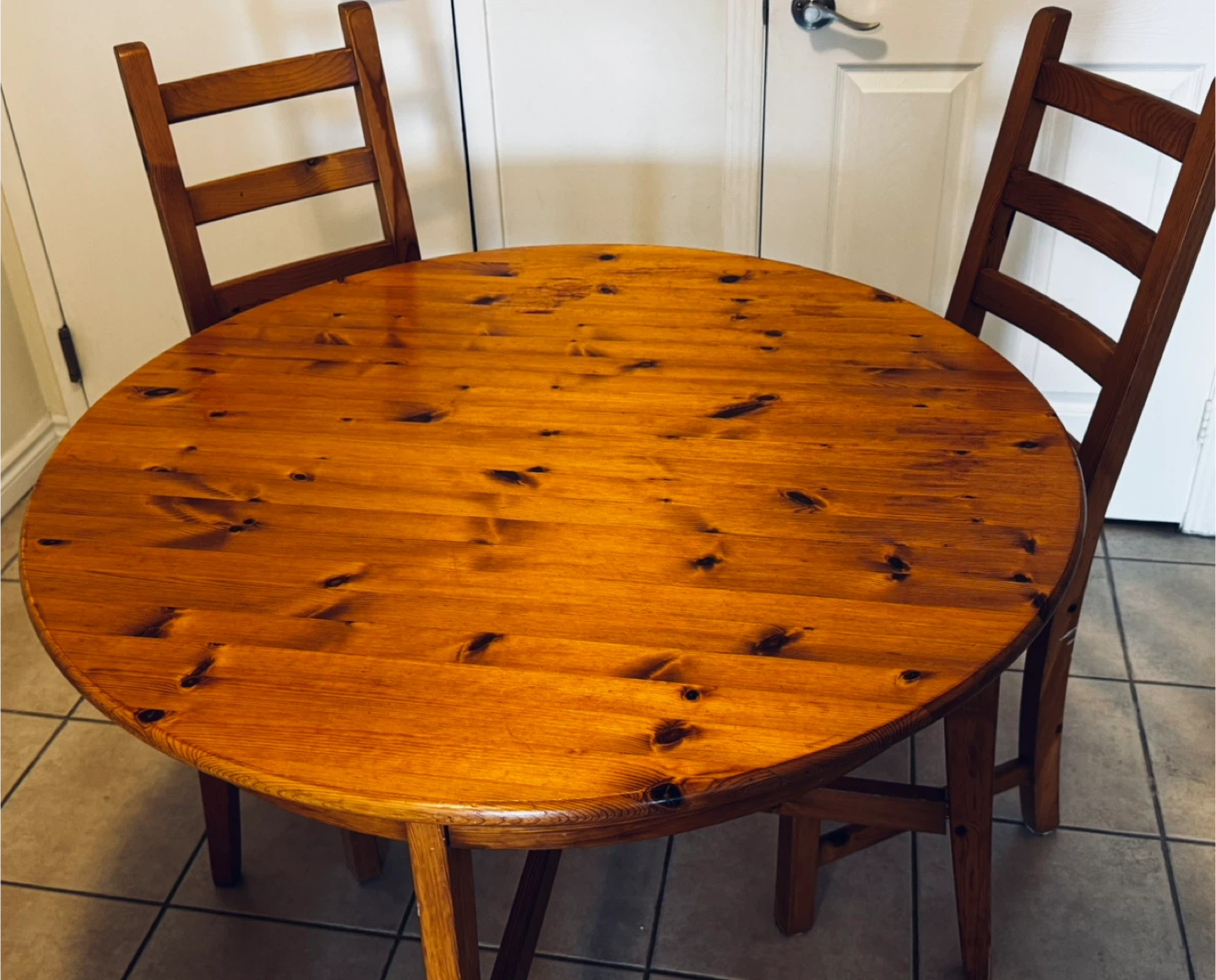 IKEA’s Round Wooden Dining Table with 4 Chairs - photo 2