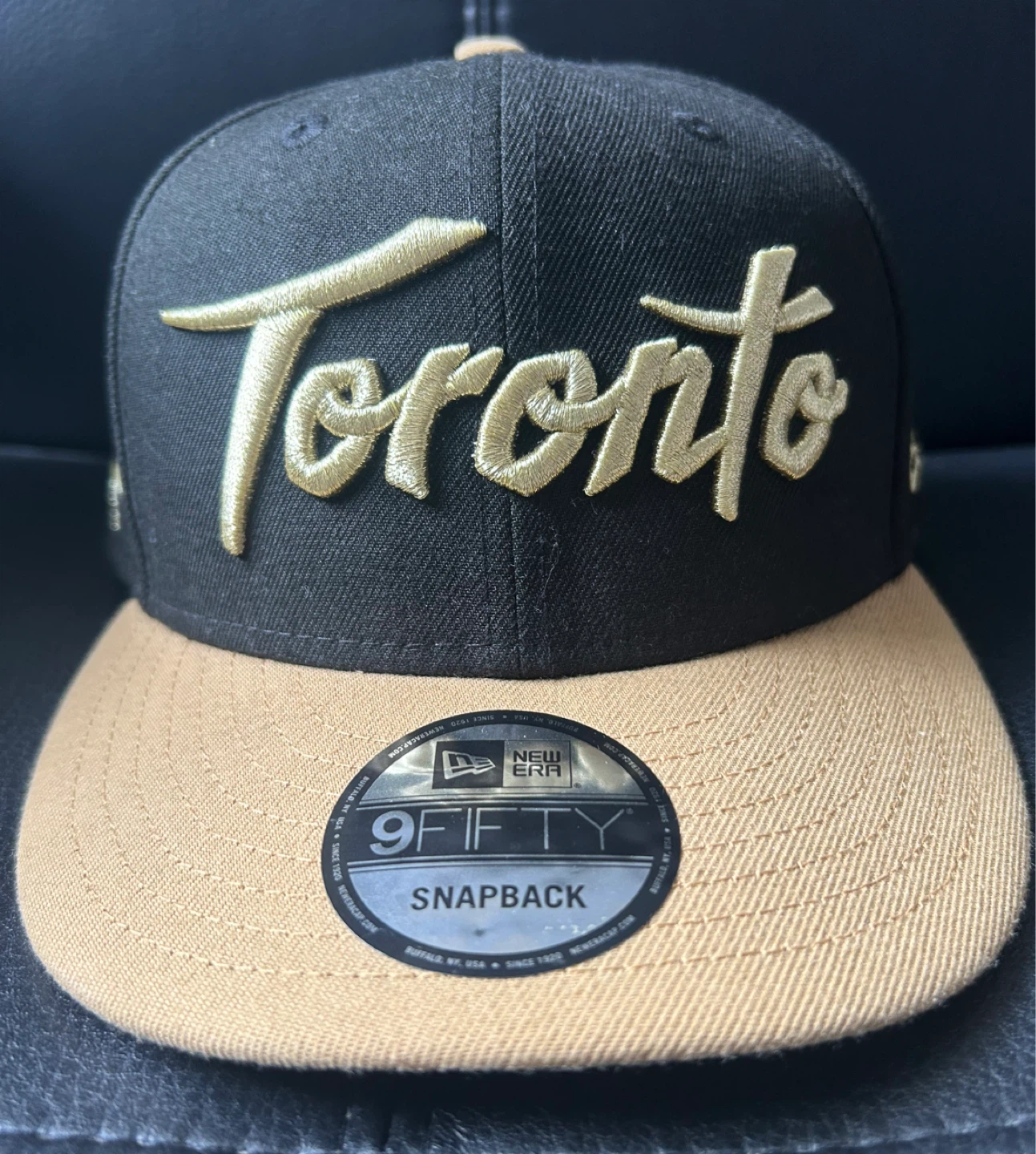 New Era Toronto 9FIFTY Snapback black and gold Hat