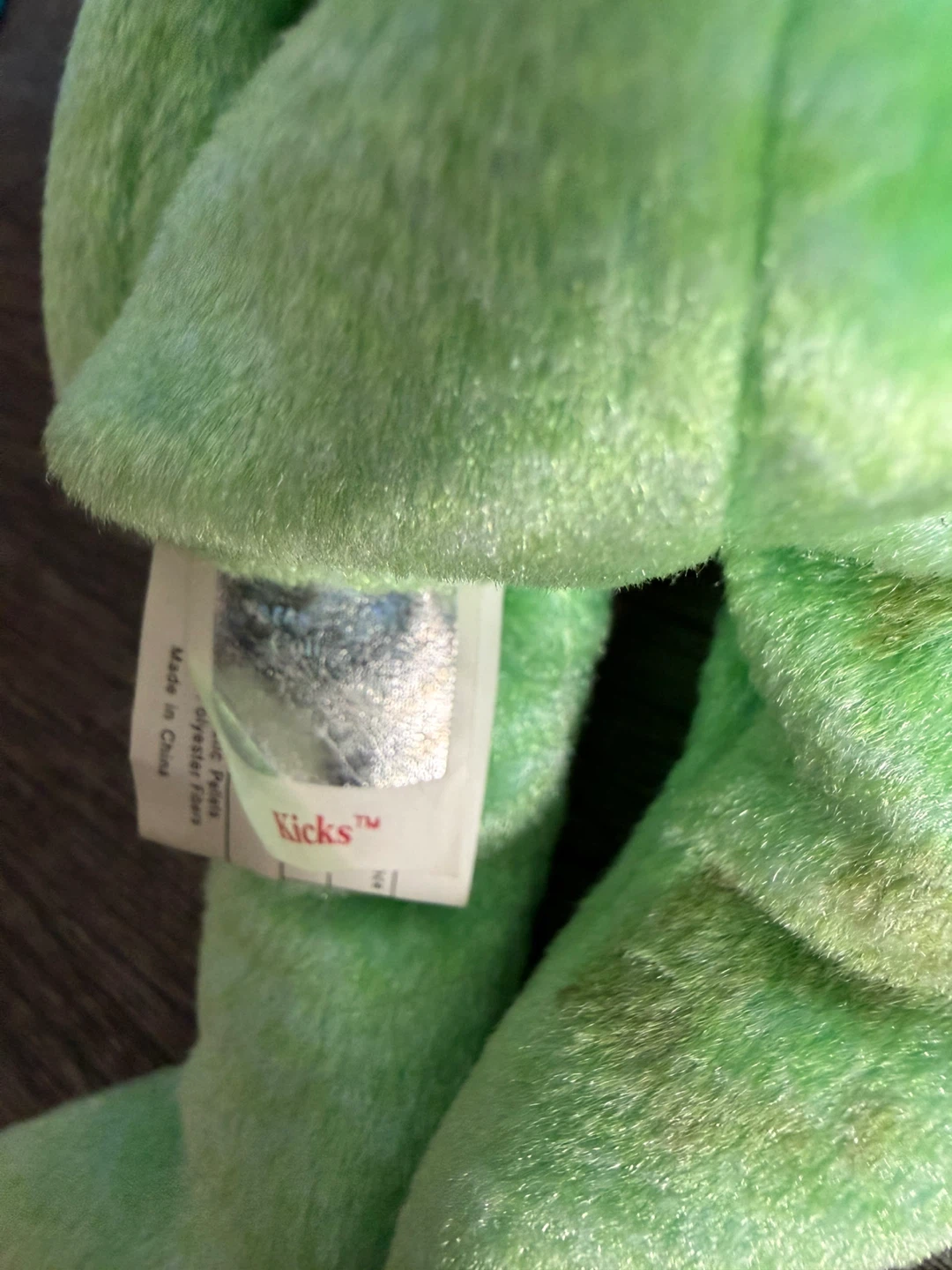 Ty Beanie Baby Kicks The Soccer Bear Plush Toy - photo 2