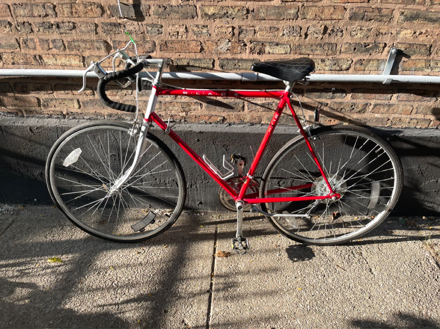 22 inch Blade Road Bike - photo 2