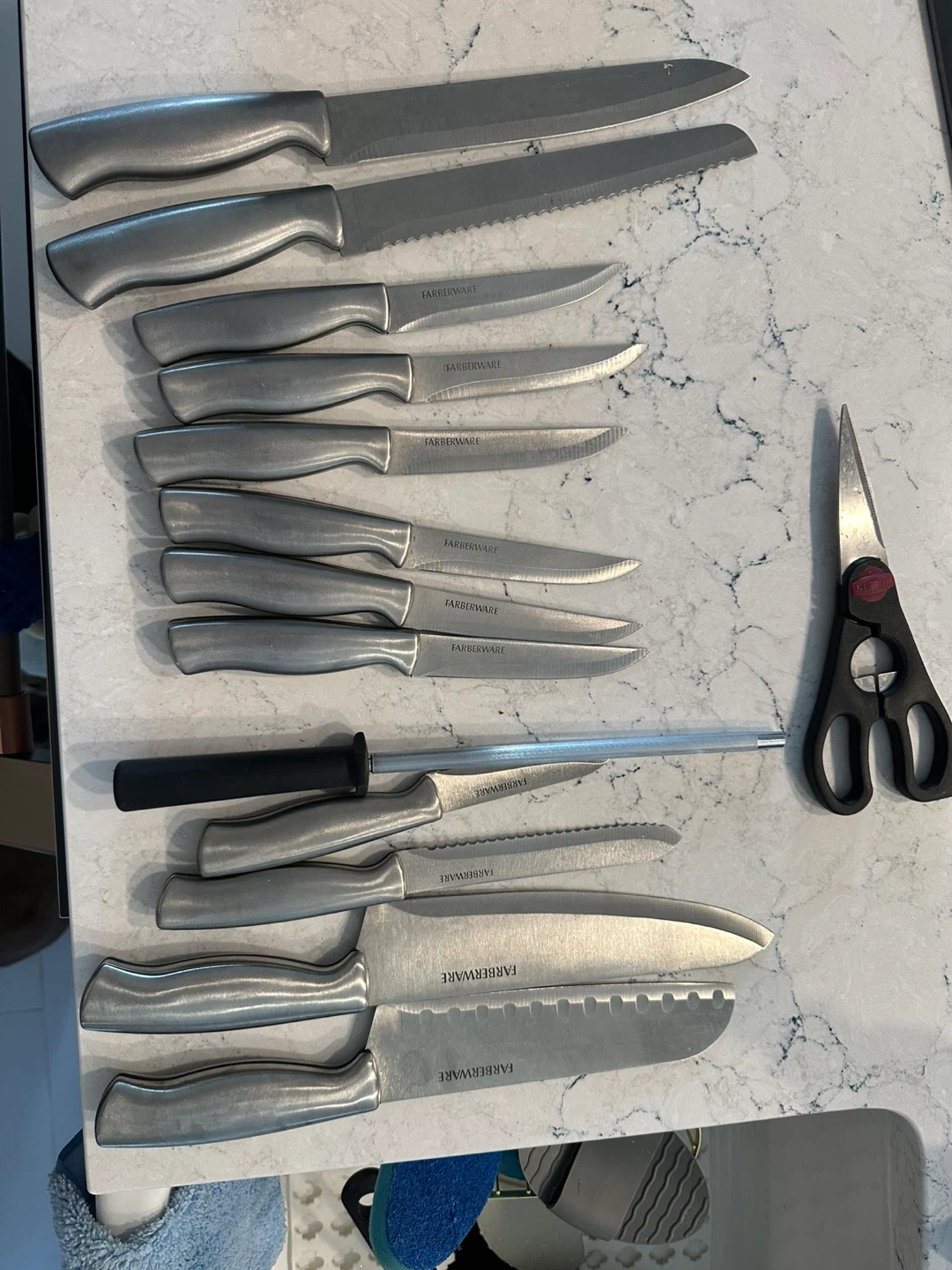 Farberware Knife Block Set with Kitchen Shears and Sharpener - photo 3