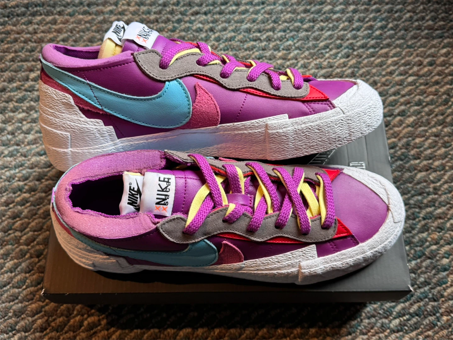 Nike Blazer Low Sacai x KAWS Men’s 10.5