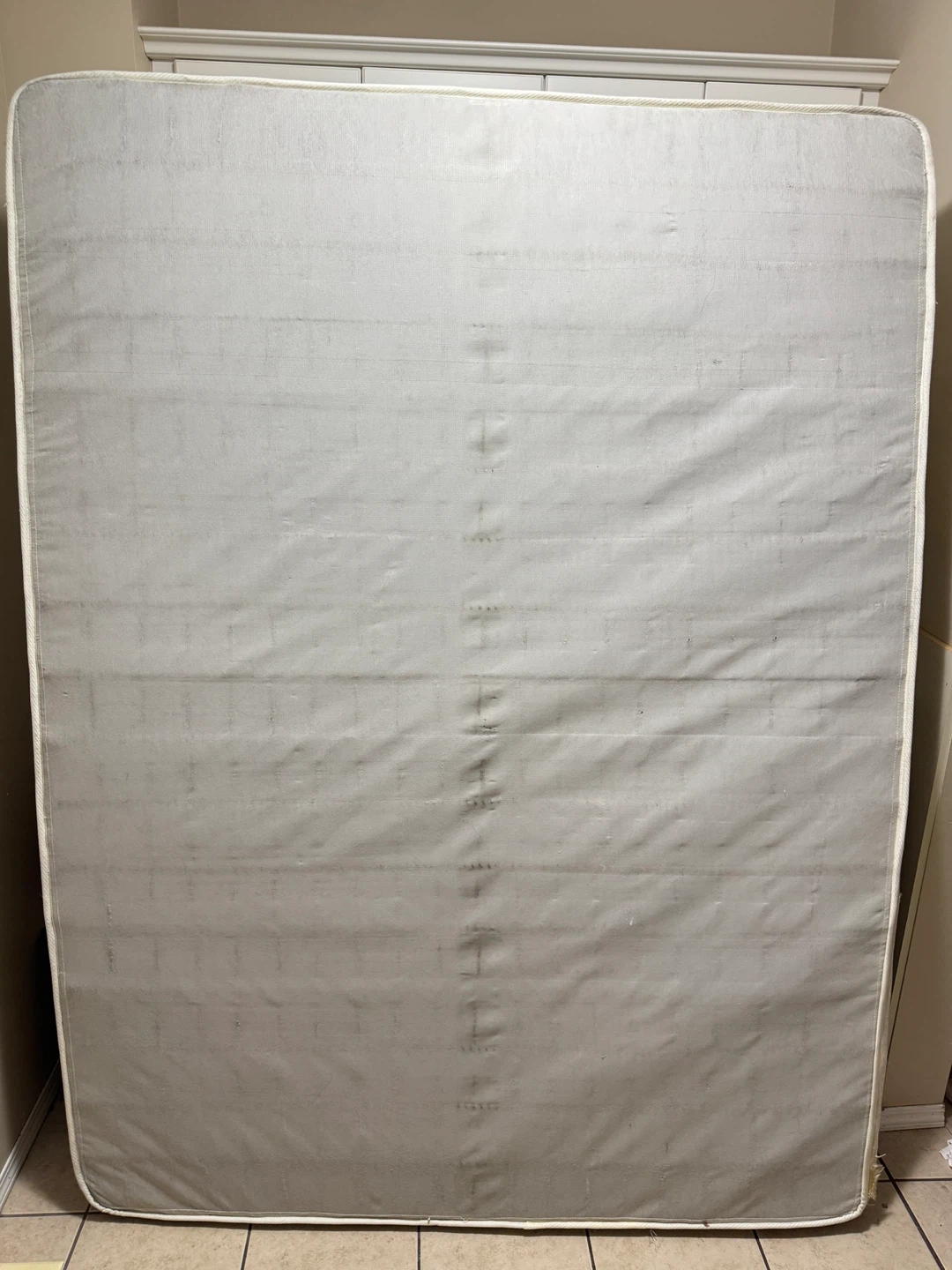 Queen Mattress! Great Budget Option! Ideal for a Spare Room! - photo 3