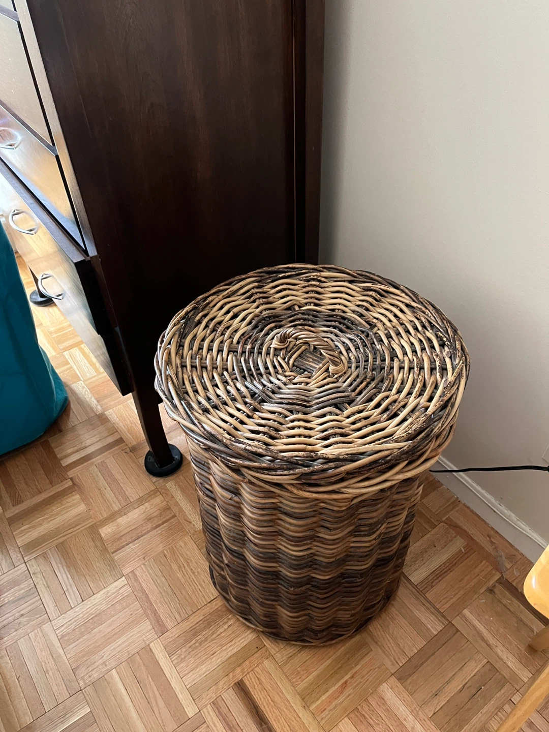 Wicker Laundry Hamper with Lid
