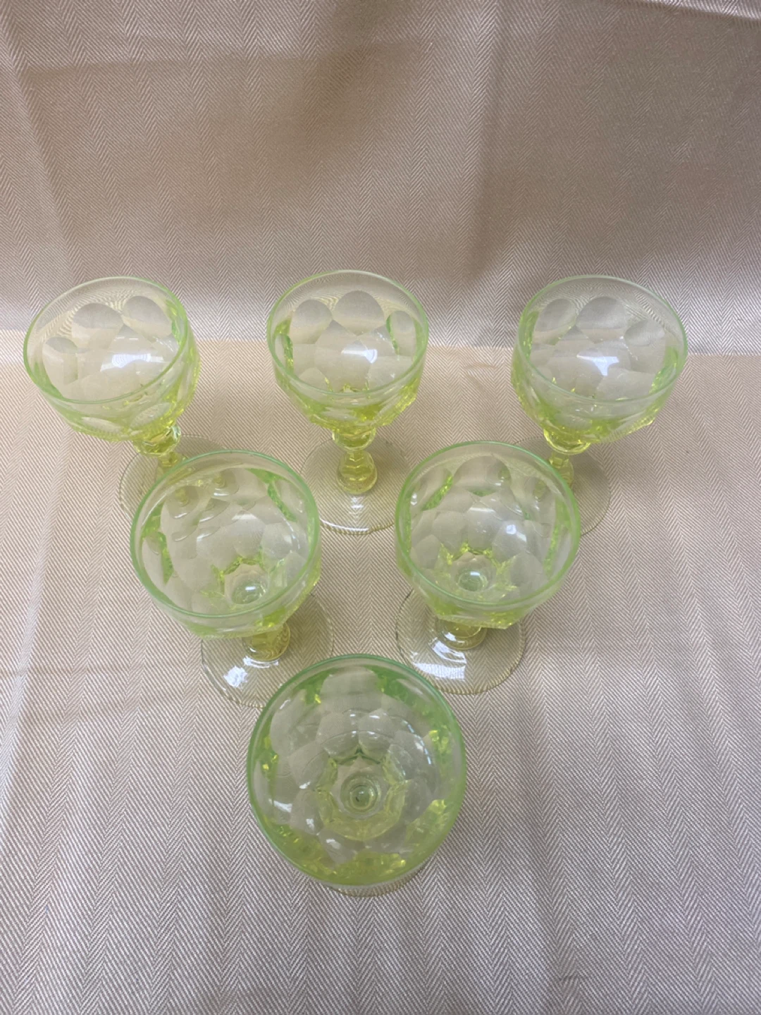Set of 6 Vintage Green Depression Glass Footed Glasses - photo 3