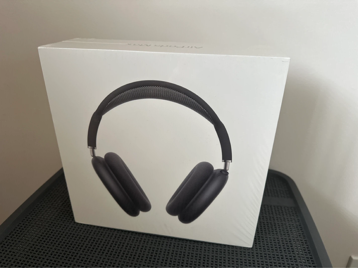 Apple AirPods Max Headphones - Space Grey - photo 2