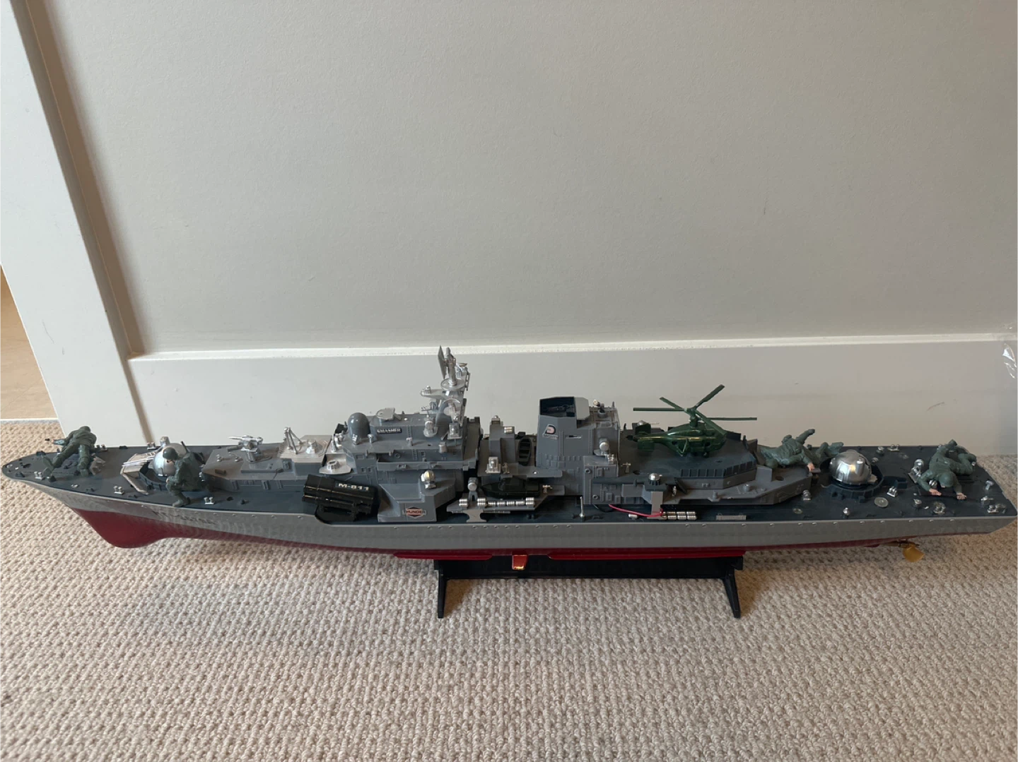 Model Warship M-811 with Helicopter and Figures