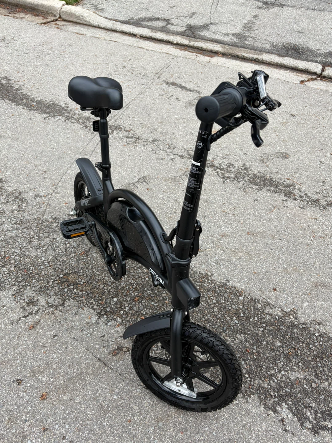 Jetson Electric Bike (E-Bike) – Compact – Like New - photo 5