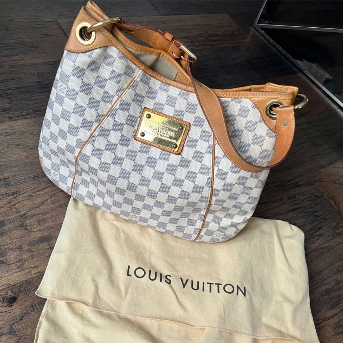 100% Authentic Louis Vuitton Damier Galleria Bag