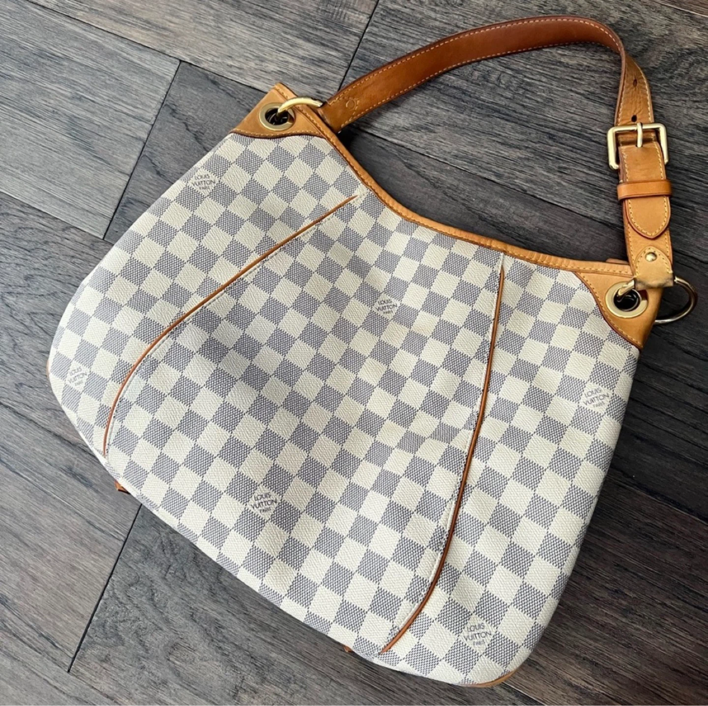 100% Authentic Louis Vuitton Damier Galleria Bag - photo 3