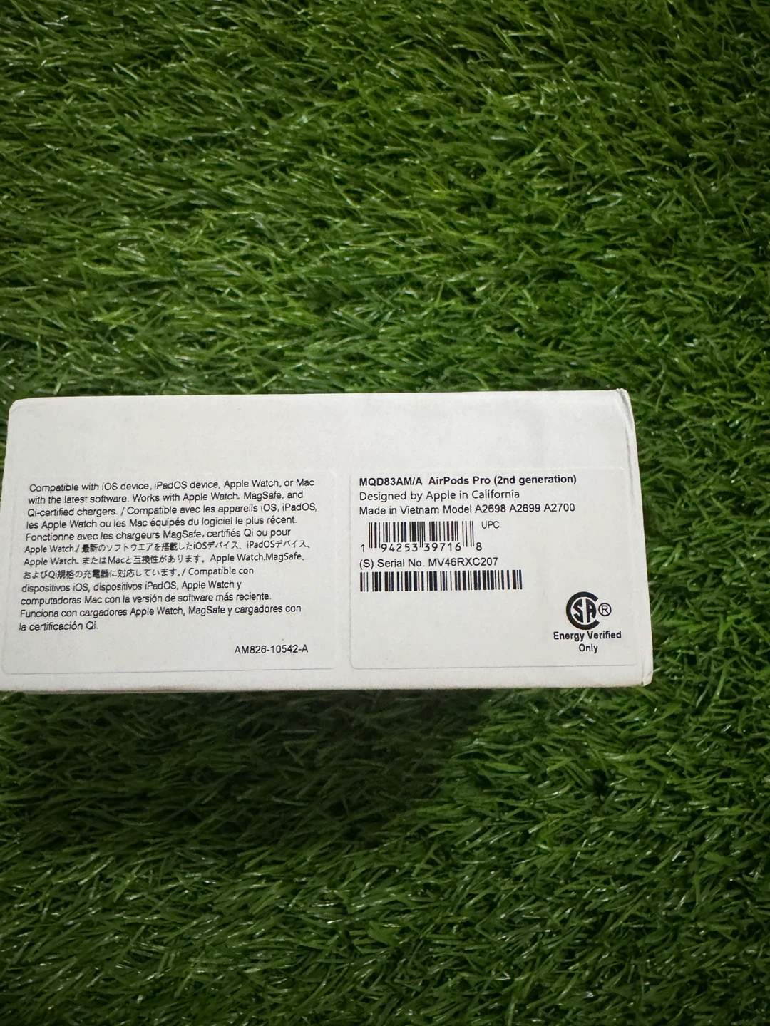Apple AirPods Pro (2nd generation) with charging case - photo 3