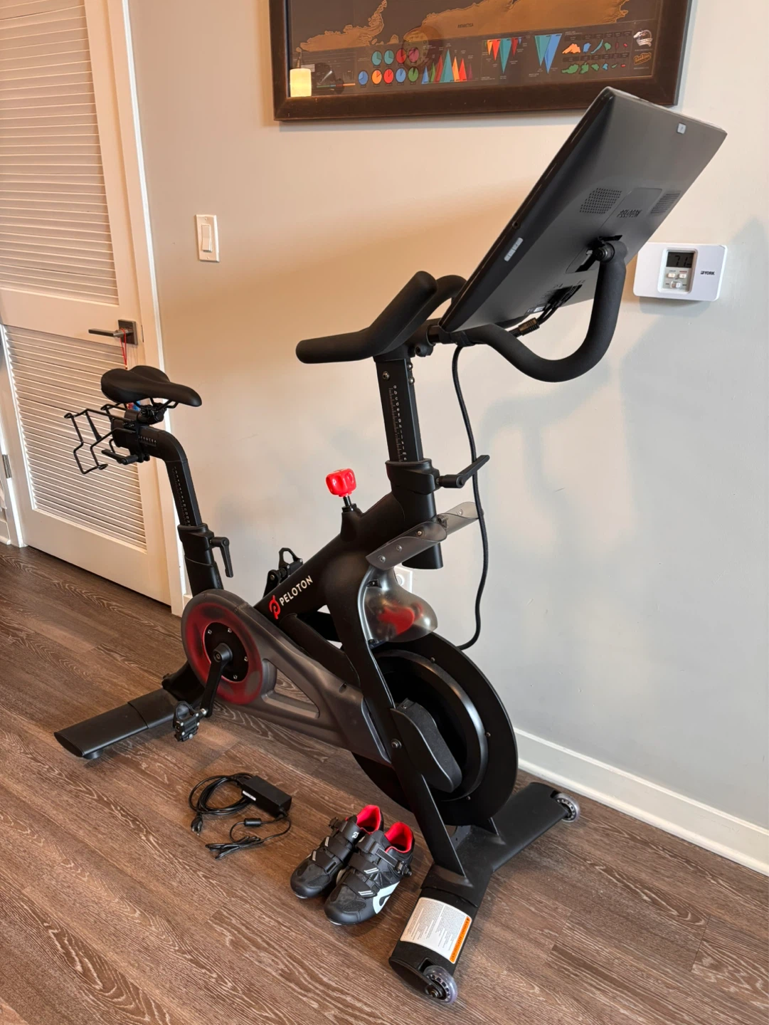 Peloton Bike - photo 3