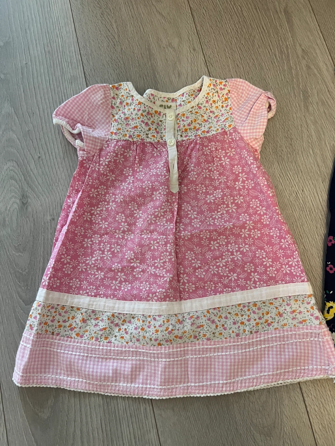 Children's Floral Dresses - Size 9-12 months - photo 2