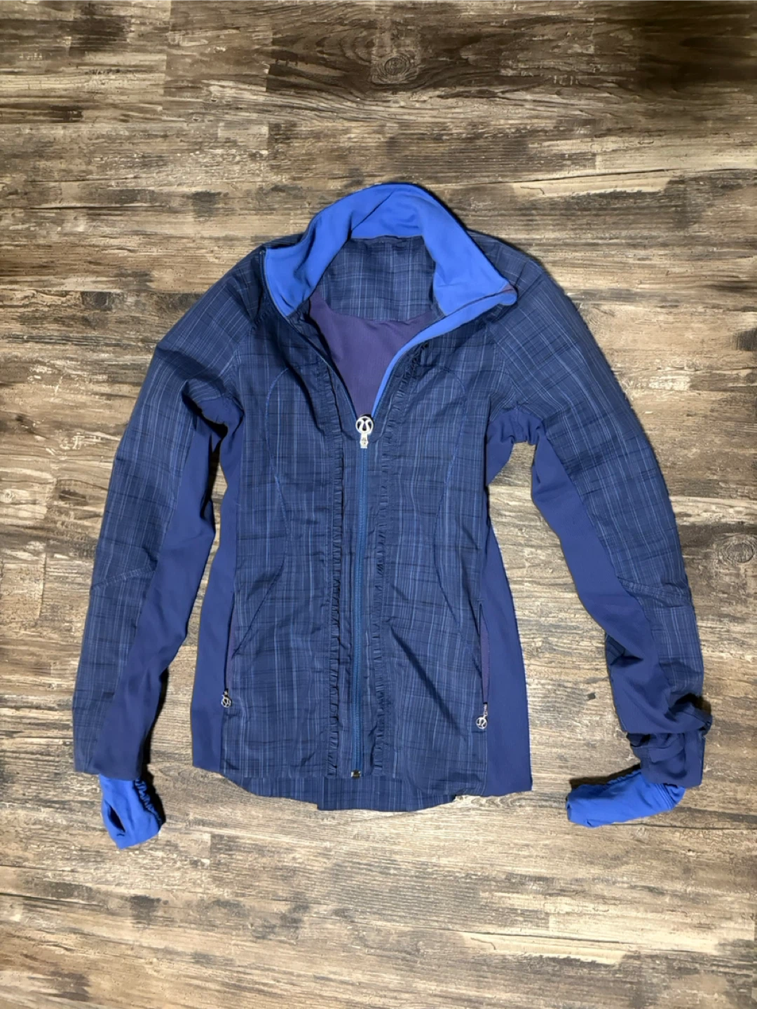 Lululemon Jacket with Thumbholes