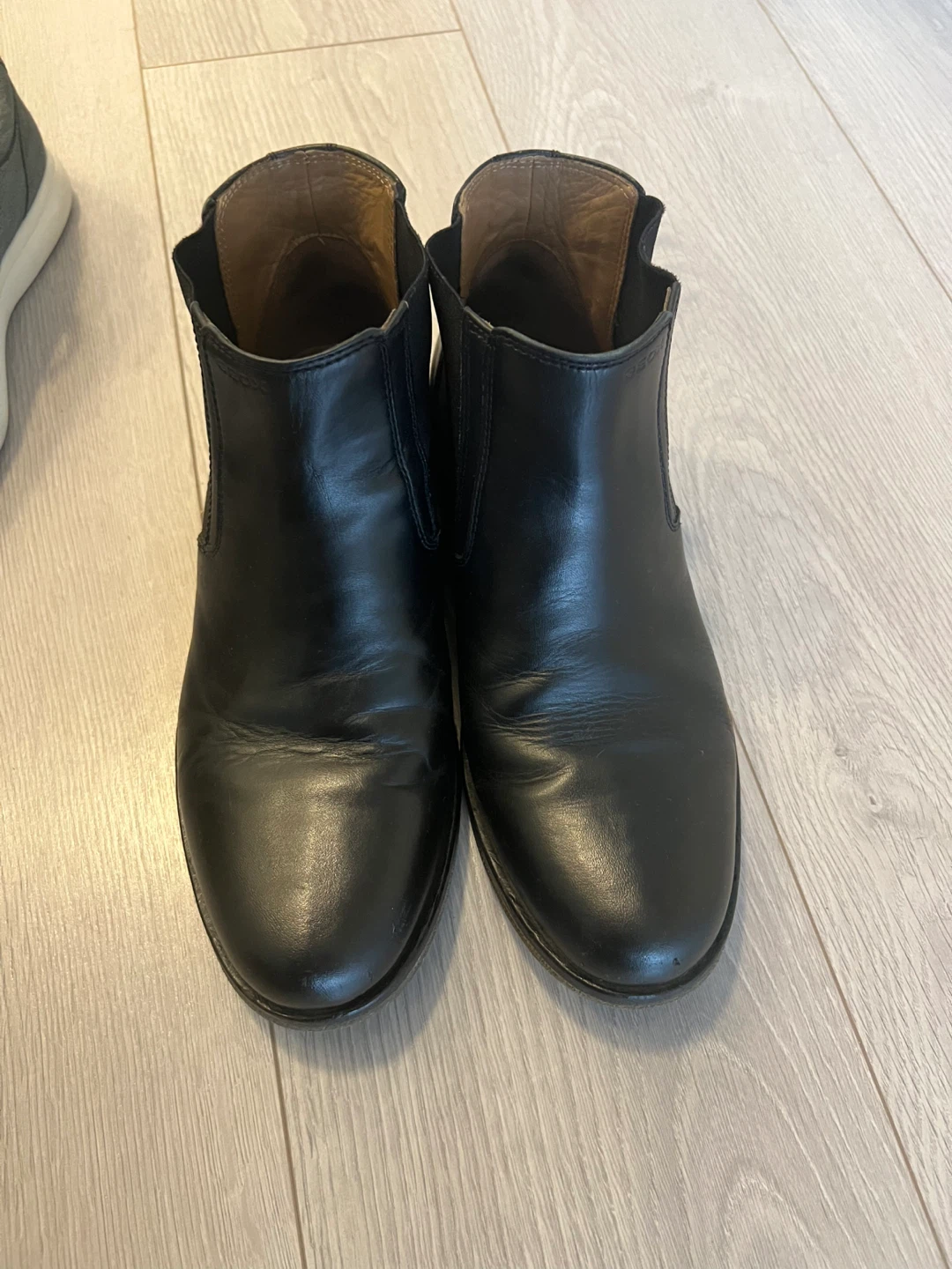 Geox Black Leather Chelsea Boots Size 40