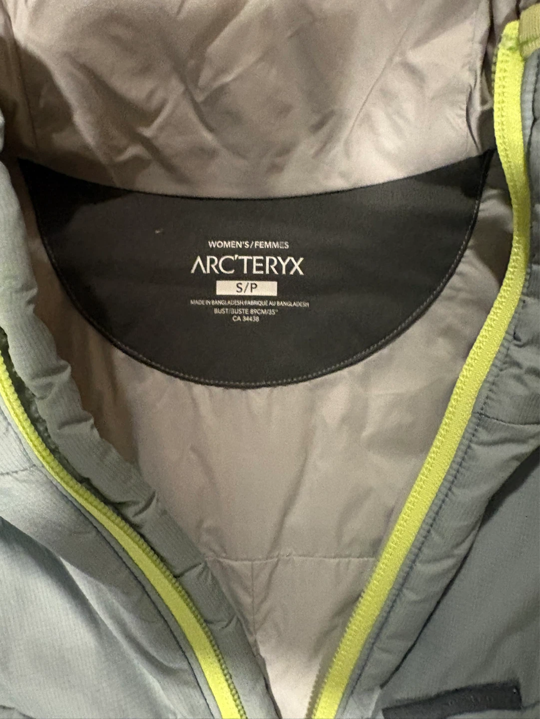 Arc'teryx Women's Hooded Jacket - photo 2
