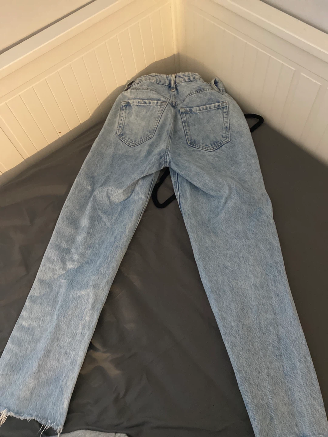 Light Wash Ripped Jeans - photo 2