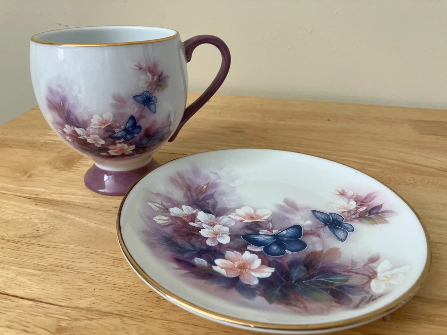 New-Lena L "Blossoms and Butterflies" Cup and Saucer - photo 2