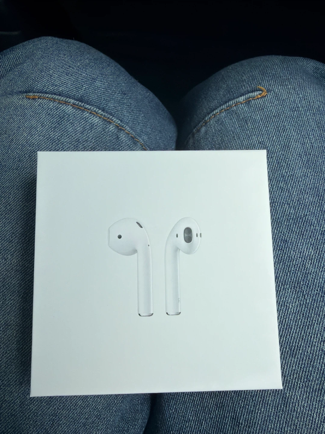 Apple AirPods (2nd Generation) with Charging Case - White